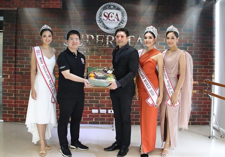 คณะมิสไทยแลนด์เวิลด์ 2019 เข้าขอบคุณSCA (Superstar College of Arts)