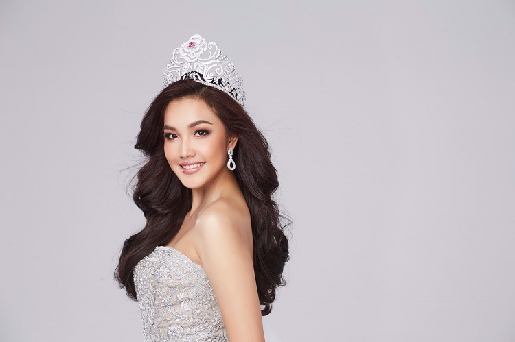 เกรซ Miss Thailand World 2019  ขอทำเพื่อชาติบริจาคหน้ากากอนามัยและแอลกอฮอลล์สู้ Covid-19 
